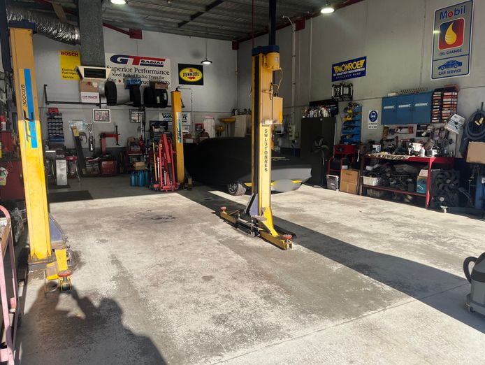 powell-automotives-20-year-established-mechanical-workshop-5