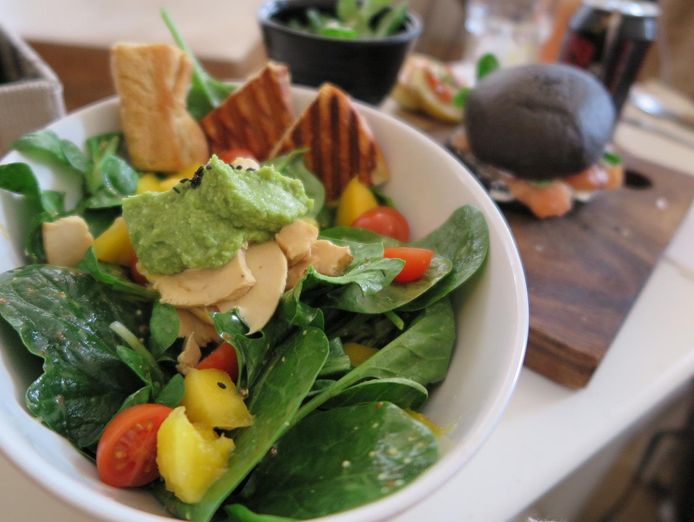 business-for-sale-thriving-perth-cbd-lunch-bar-with-alfresco-seating-9