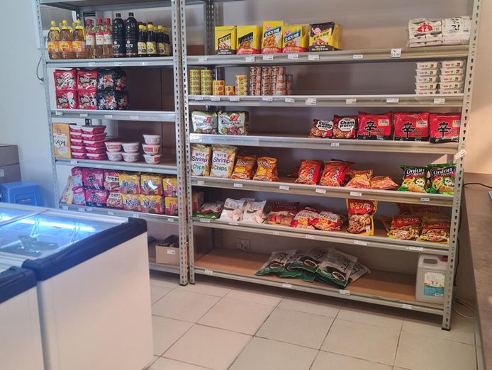 well-presented-deli-lunch-bar-0
