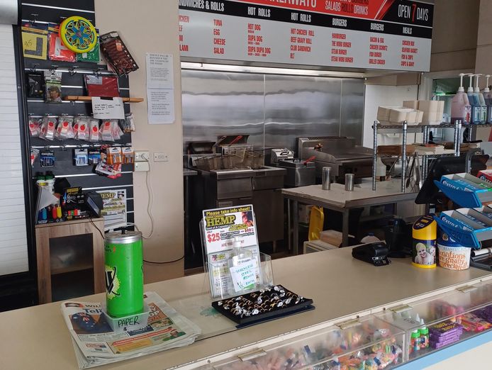 deli-convenience-store-3