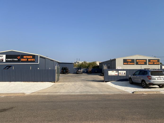 repco-authorised-service-centre-with-panel-paint-denham-wa-3