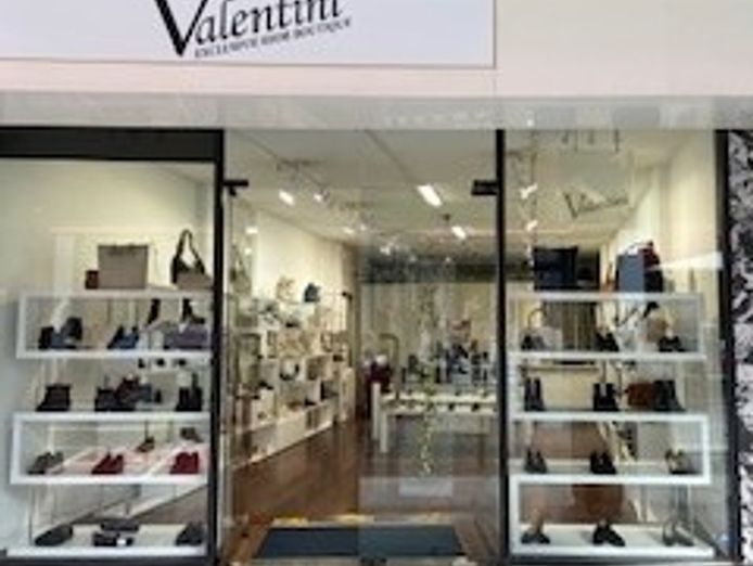 one-of-the-best-exclusive-shoe-boutiques-in-town-2