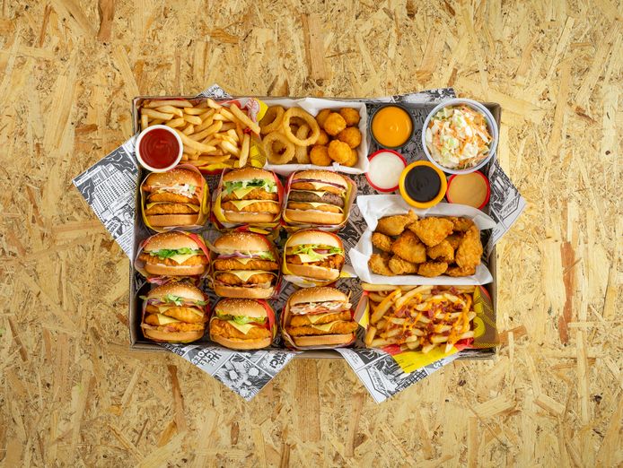 new-chicken-treat-drive-thru-franchise-opportunity-in-ocean-reef-0