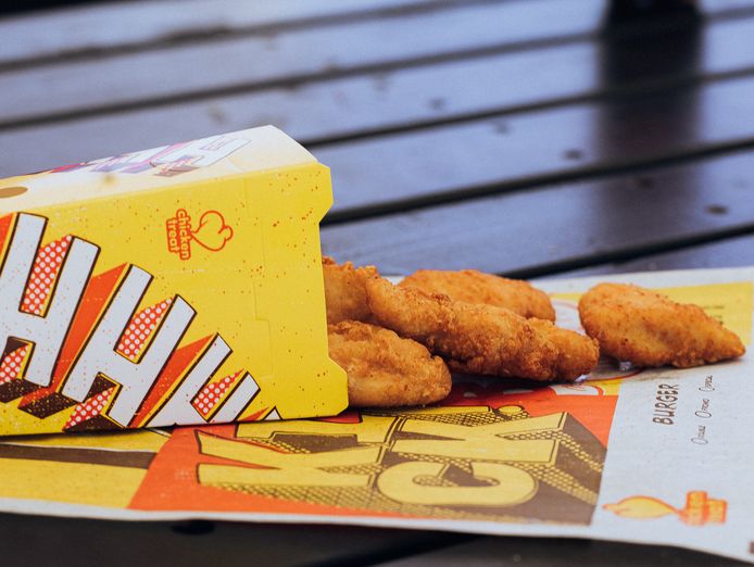 chicken-treat-drive-thru-franchise-opportunity-in-forest-lakes-3