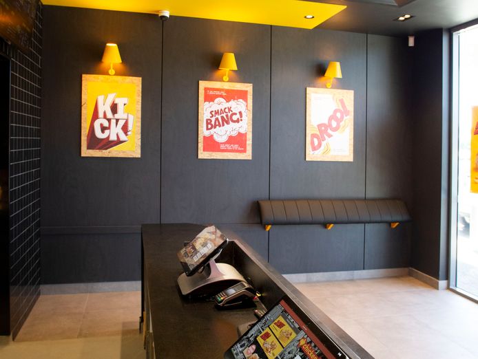 chicken-treat-drive-thru-franchise-opportunity-in-forest-lakes-4