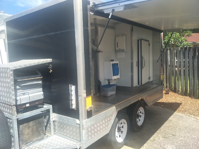 pizza-mobile-woodfired-trailer-tow-car-optional-contact-colin-0488195874-4