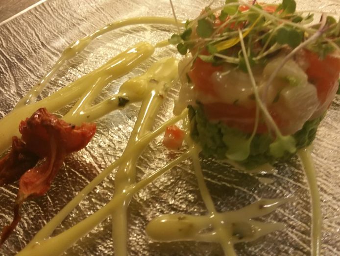 own-an-internationally-recognised-boutique-bistro-very-cool-3