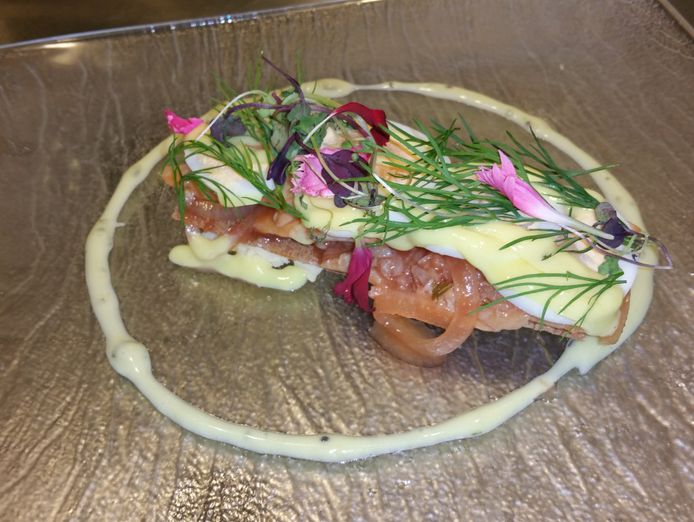 own-an-internationally-recognised-boutique-bistro-very-cool-2