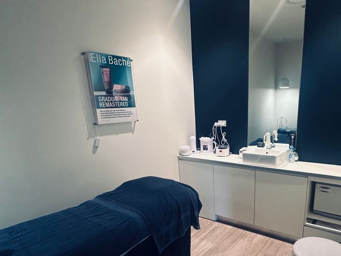unlock-your-dream-with-an-ella-bache-salon-franchise-opportunity-springfield-4