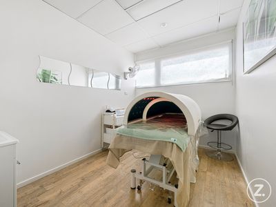 established-beauty-wellness-70-000-equipment-5-000-client-database-3