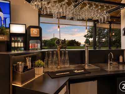 fully-licensed-cafe-beer-wine-bar-prime-location-200-000-annual-profit-3