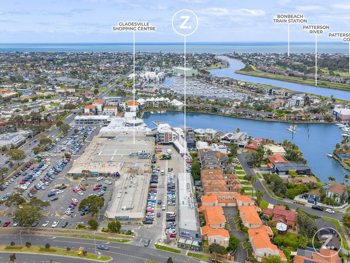 established-beauty-wellness-70-000-equipment-5-000-client-database-8