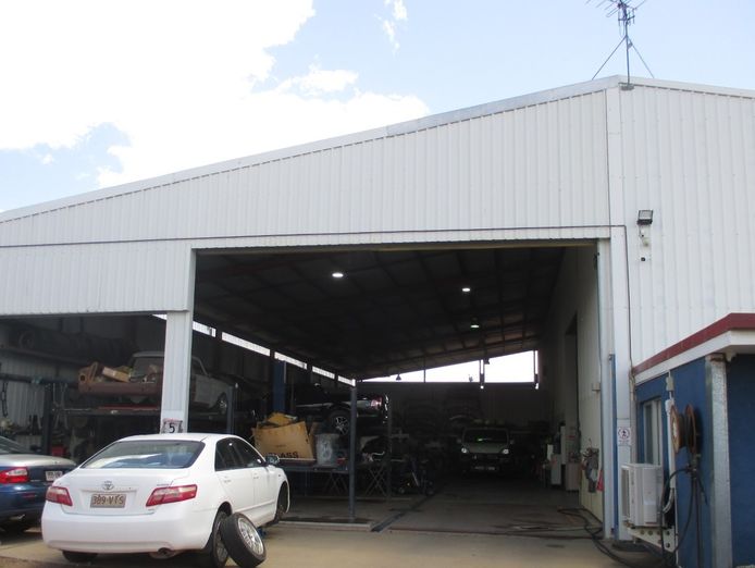 regional-smash-repair-business-freehold-for-sale-qld-2