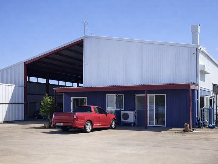regional-smash-repair-business-freehold-for-sale-qld-0