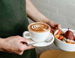 5 DAY CAFE FOR SALE – CBD