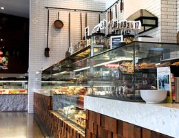 5 DAY CAFE FOR SALE – CBD
