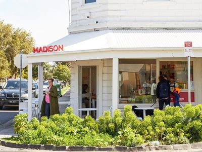 madison-coffee-corner-store-for-sale-yarraville-9