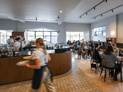 elster-cafe-elsternwick-stunning-venue-fully-managed-proven-performer-0