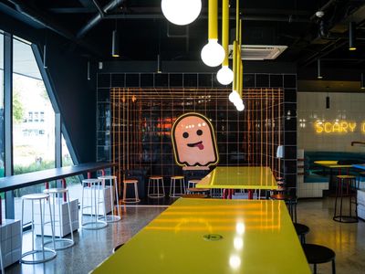 ghost-burgers-grill-doreen-7