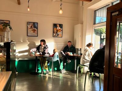 raphs-deli-for-sale-abbotsford-5