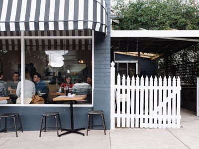 jerry-joy-cafe-thornbury-2