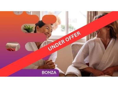 under-offer-36309-award-winning-wellness-medi-spa-in-prime-noosaville-location-1