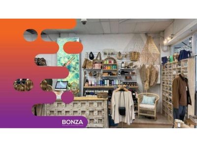 21026-profitable-surf-shop-run-under-full-management-0