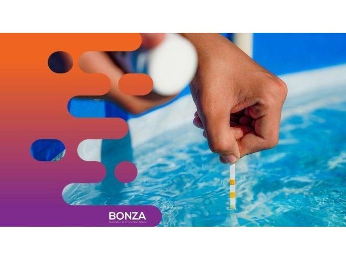 34663-mobile-pool-servicing-business-profitable-opportunity-0
