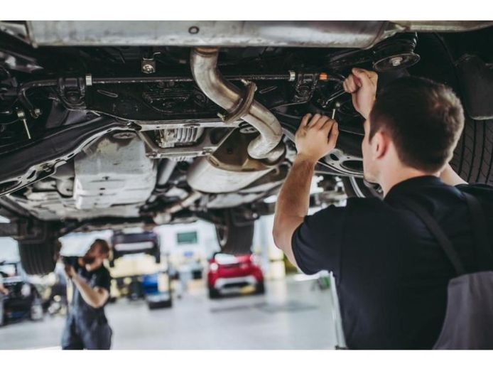 34067-lucrative-amp-reputable-automotive-mechanic-25-years-2