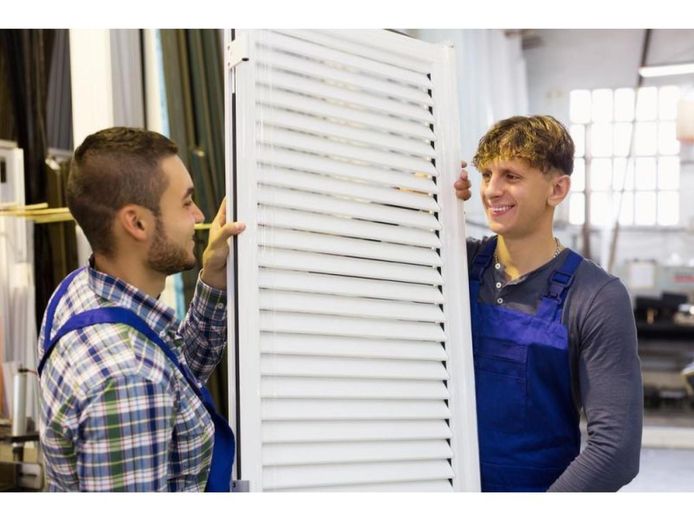 22124-window-furnishing-and-doors-business-security-blinds-awnings-1