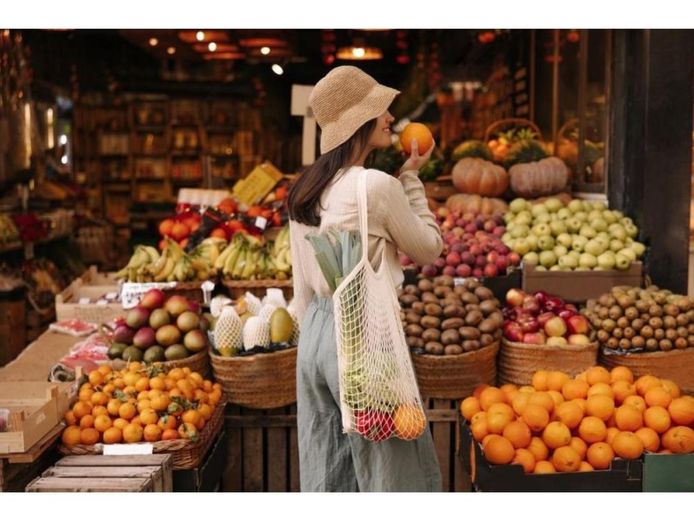 33155-thriving-fresh-produce-supermarket-charming-country-town-0