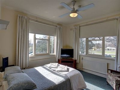 daylesford-macedon-ranges-accommodation-gem-for-sale-at-2-2mil-4