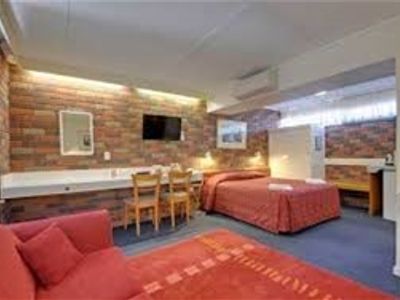 well-located-freehold-motel-for-sale-in-gippsland-2