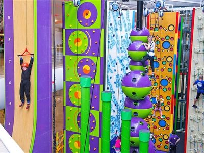 high-quality-climbing-facility-equipment-for-sale-equipment-only-1