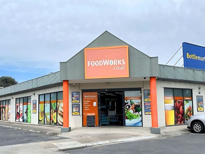 foodworks-bottlemart-liquor-store-in-melbourne-39-s-northwest-2