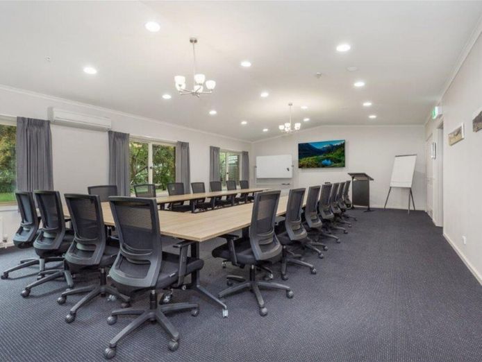 daylesford-macedon-ranges-accommodation-gem-for-sale-at-2-2mil-3