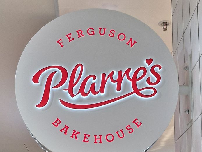 ferguson-plarre-franchise-in-a-busy-south-eastern-shopping-centre-1