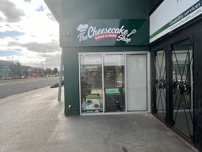 the-cheesecake-shop-south-morang-vic-1