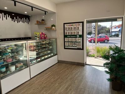 well-established-cheesecake-shop-in-port-adelaide-3