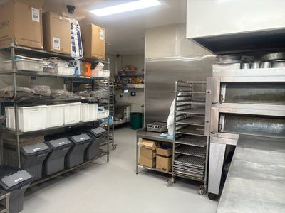 the-cheesecake-shop-cleveland-qld-2