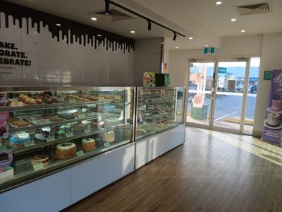 the-cheesecake-shop-willows-qld-0