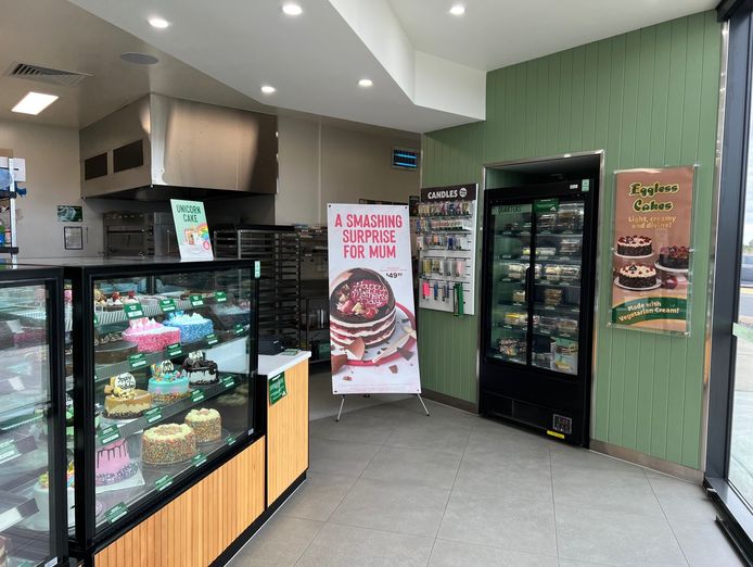 the-cheesecake-shop-armstrong-creek-victoria-suburb-of-geelong-1