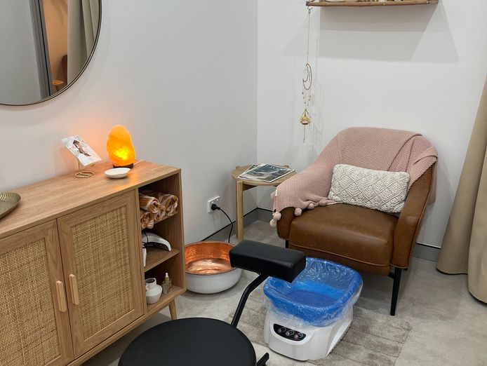 established-beauty-salon-for-sale-in-prime-beachside-location-4