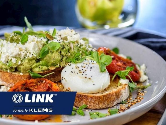 local-favourite-cafe-taking-18-000-per-week-270-000-16595-0