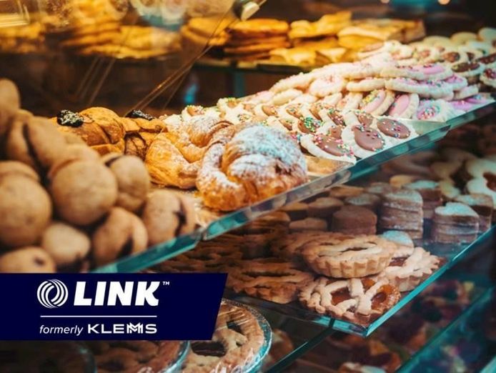 cafe-taking-11k-pw-short-hours-seats-118-closed-sundays-high-profit-2