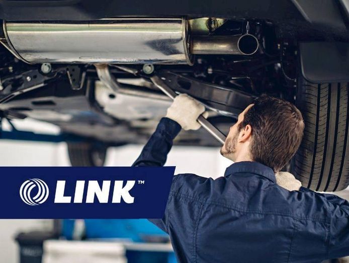 bustling-mechanical-workshop-0