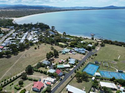 east-coast-tasmania-freehold-accommodation-village-income-development-upside-0