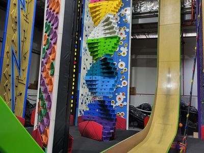 under-offer-thriving-indoor-climbing-business-under-management-vic-3