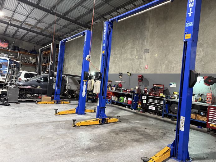 under-offer-4wd-performance-tuning-and-automotive-mechanical-workshop-business-0