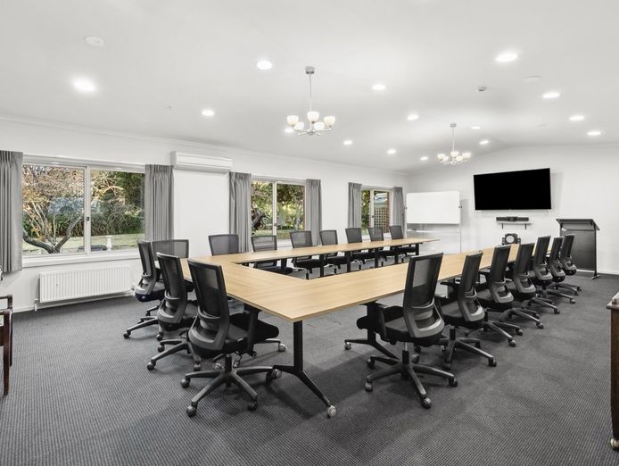 conference-and-accommodation-business-at-gateway-to-macedon-ranges-vic-3